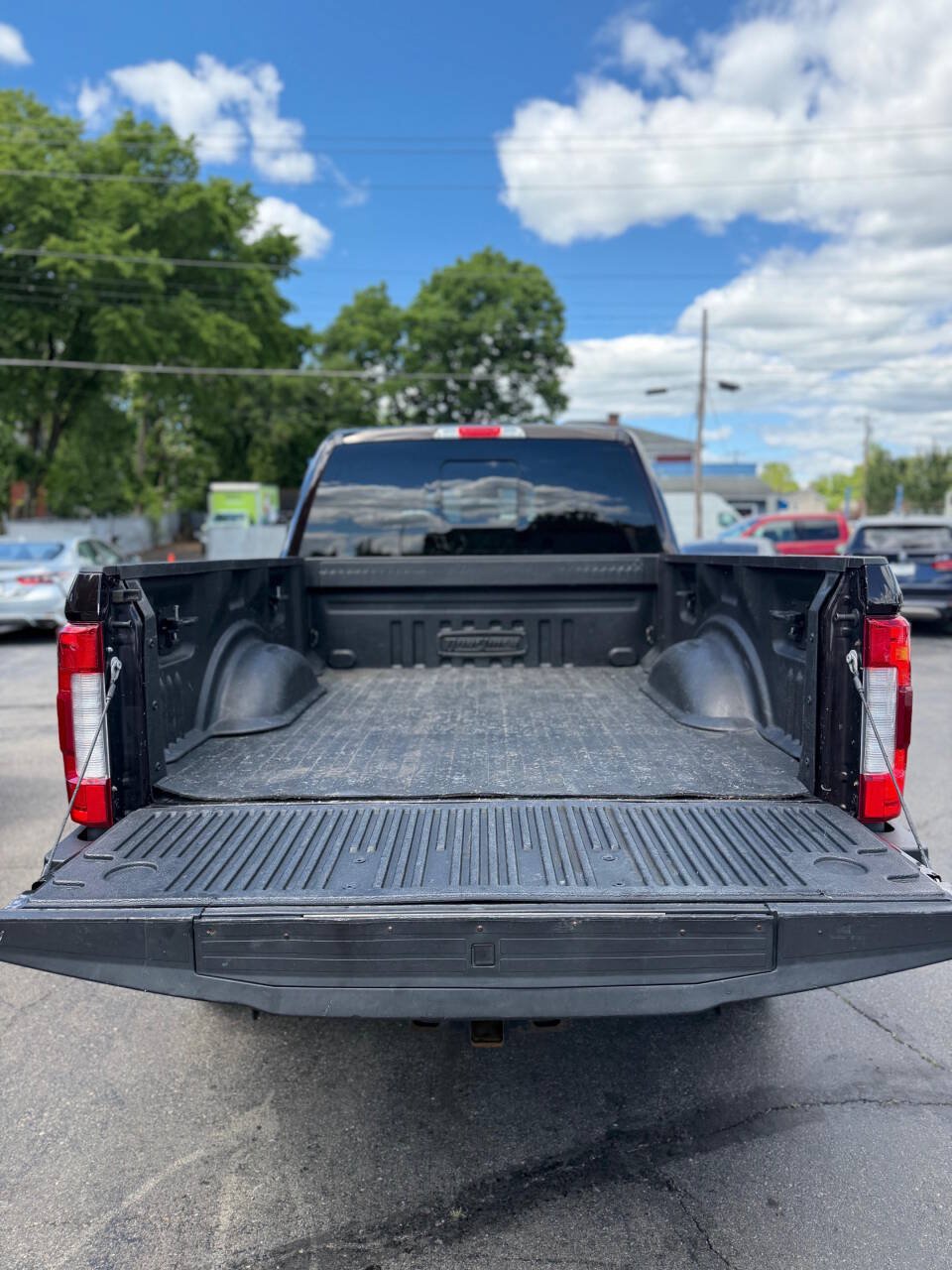 Used 2019 Ford F250 Lariat w/ Lariat Ultimate Package AWD/4WD image 13