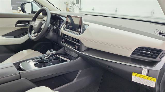 New 2026 Nissan Rogue SV w/ SV Premium Package image 28