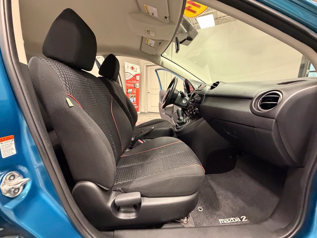 Used 2011 MAZDA MAZDA2 FWD image 37