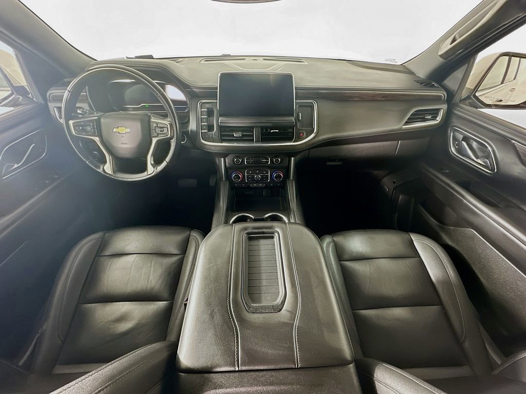 Used 2023 Chevrolet Suburban LT image 10