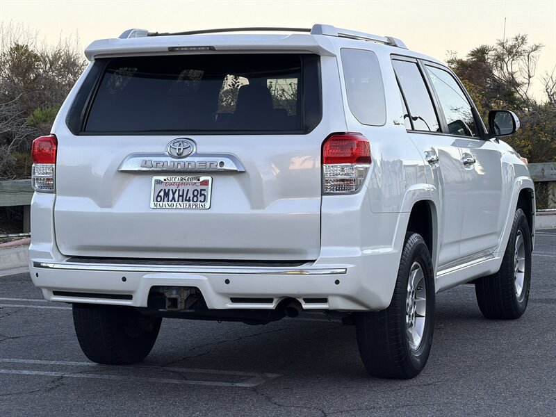 Used 2010 Toyota 4Runner SR5 AWD/4WD image 6