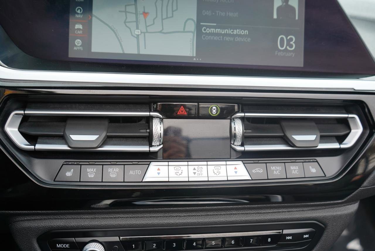 Used 2023 BMW Z4 sDrive30i w/ Premium Package image 54