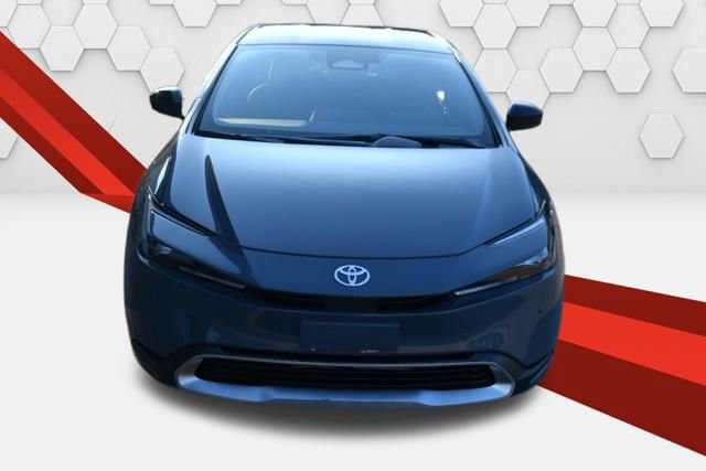 Used 2025 Toyota Prius Plug-In Hybrid FWD image 9