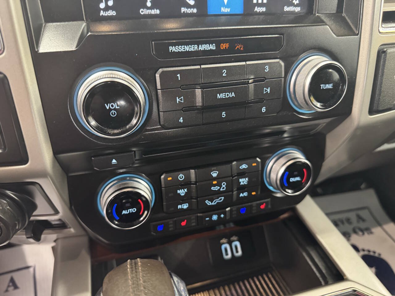 Used 2016 Ford F150 King Ranch w/ Equipment Group 601A Luxury AWD/4WD image 38