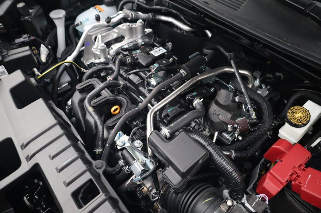 New 2026 Nissan Kicks SV image 25