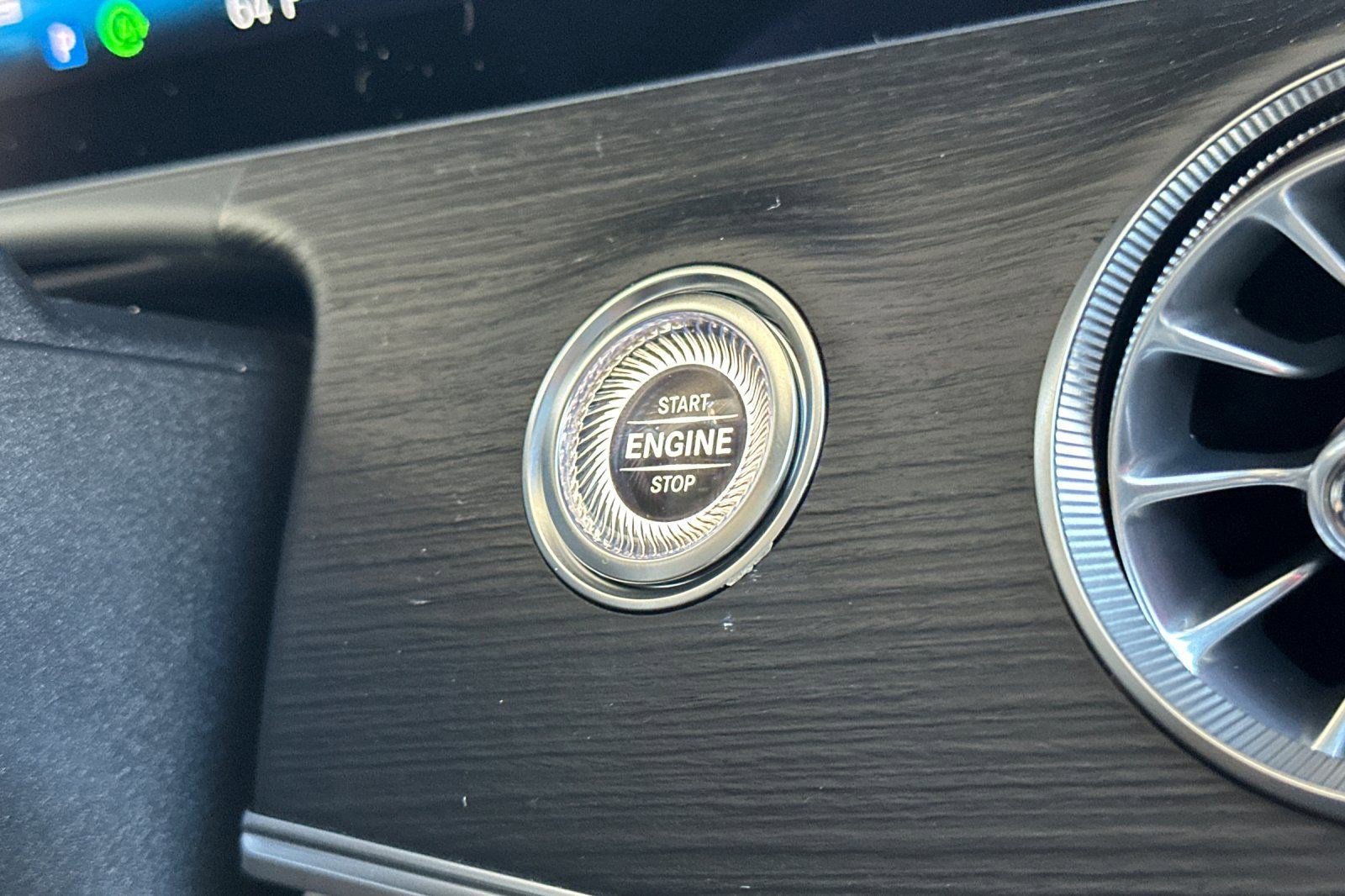 Certified 2024 Mercedes-Benz AMG GT 43 image 28