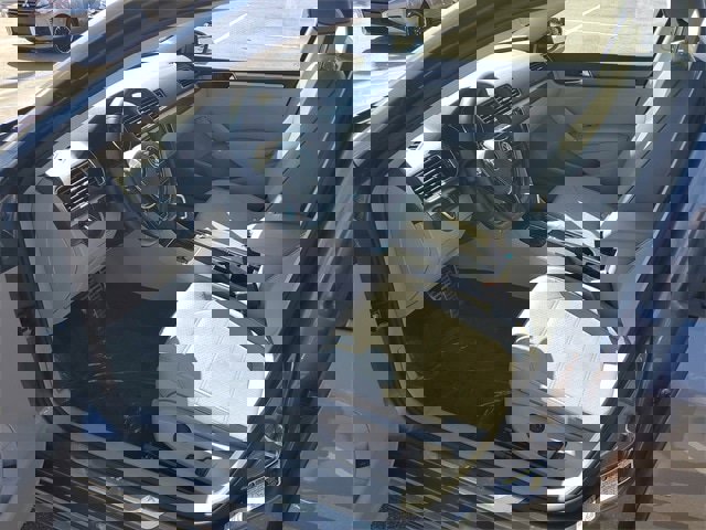 Used 2018 Volkswagen Passat 2.0T R-Line image 17