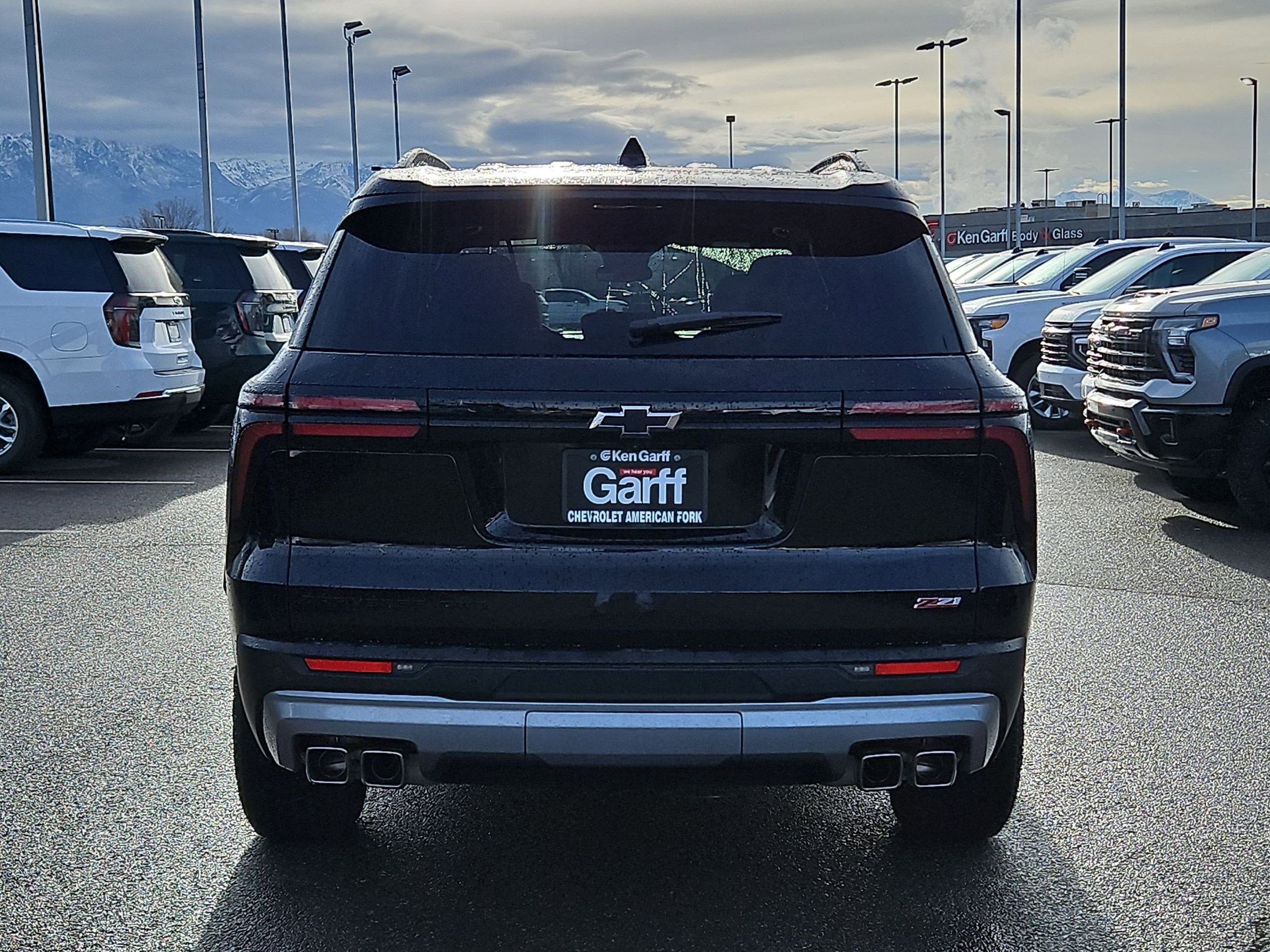 Used 2025 Chevrolet Traverse Z71 w/ Driver Confidence Package AWD/4WD image 4