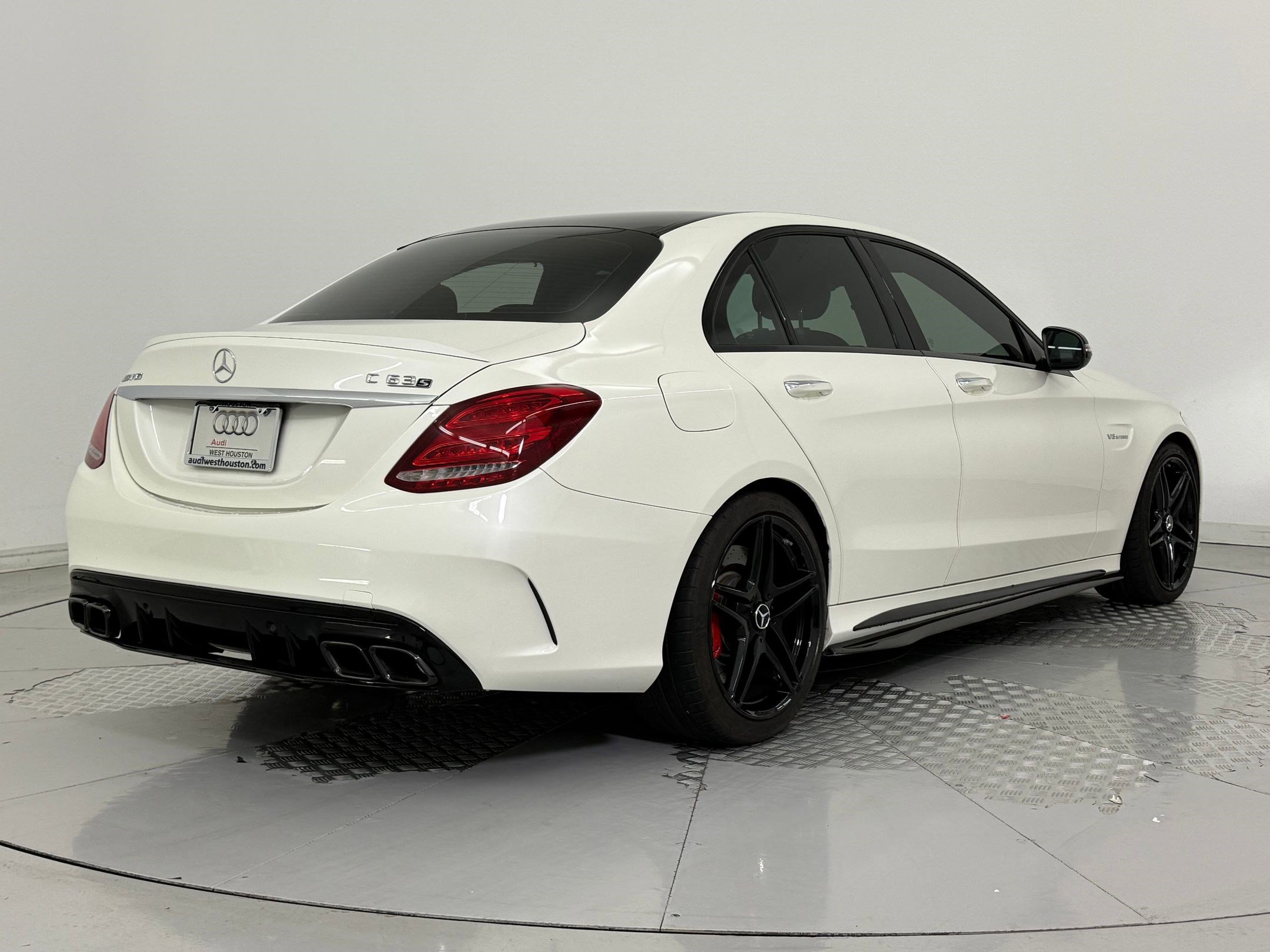 Used 2015 Mercedes-Benz C 63 AMG S image 9
