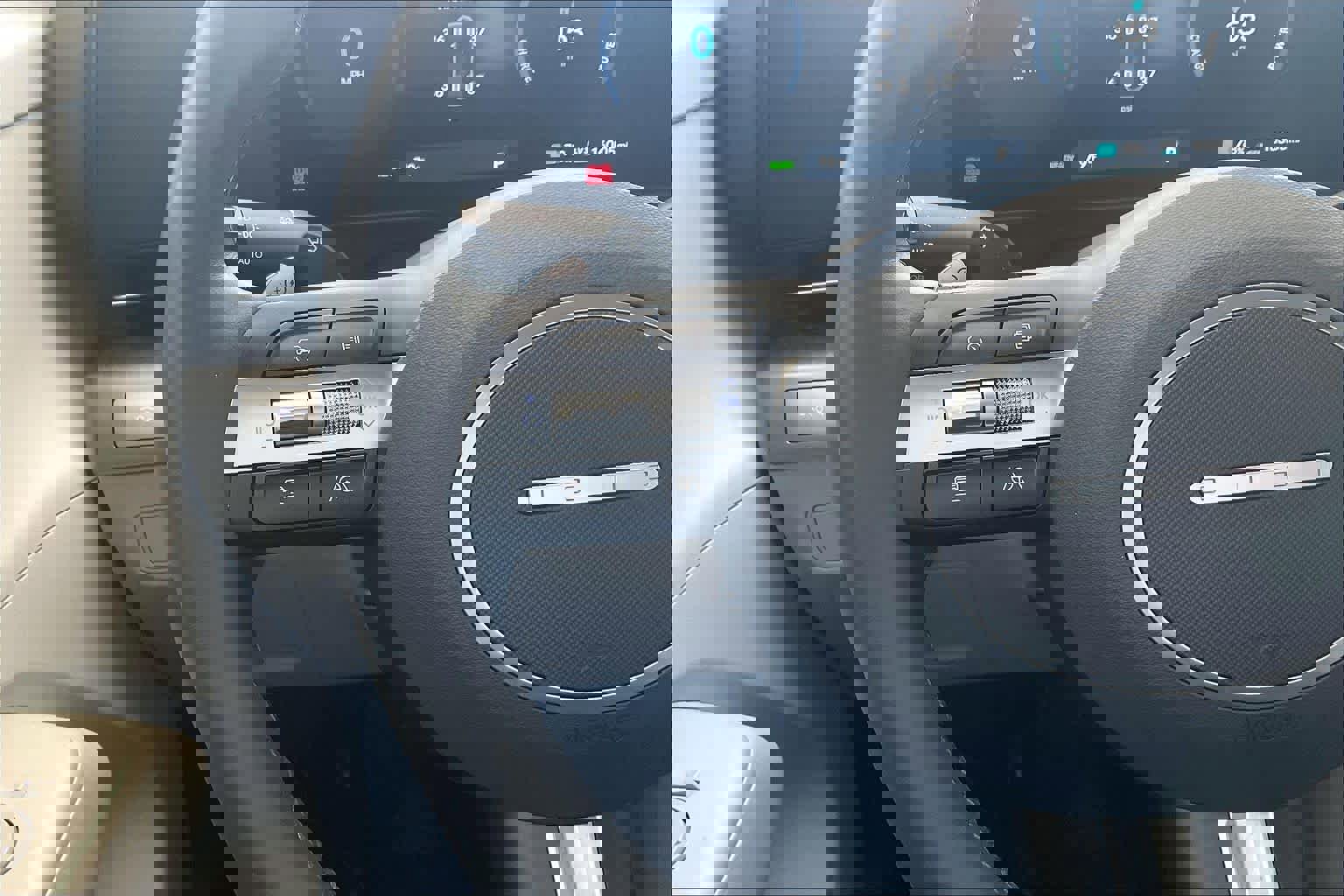 Certified 2024 Hyundai Kona SEL image 23