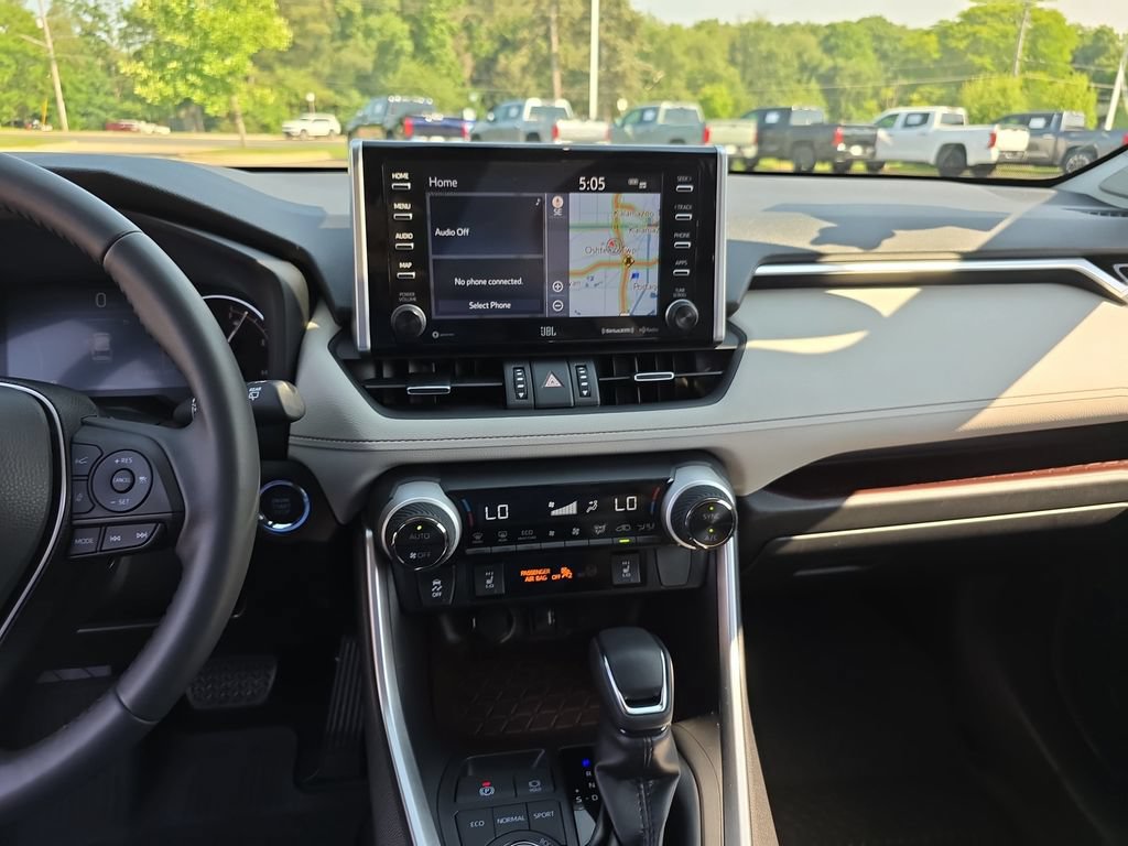 Used 2019 Toyota RAV4 Limited AWD/4WD image 22