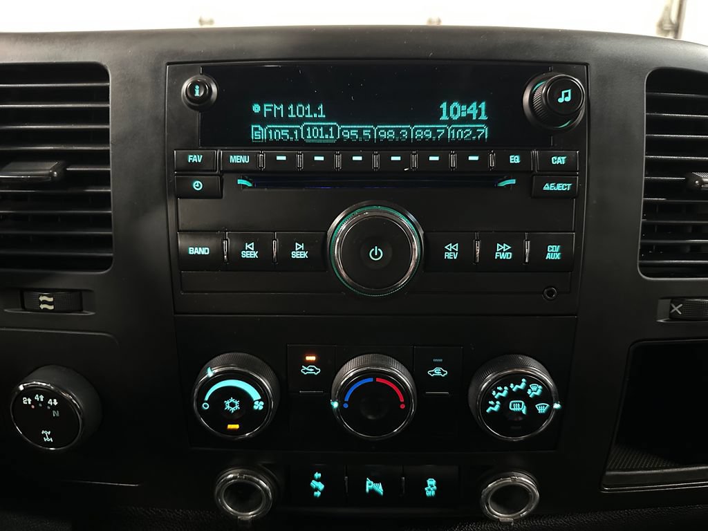 Used 2013 Chevrolet Silverado 2500 LT w/ Convenience Package AWD/4WD image 26