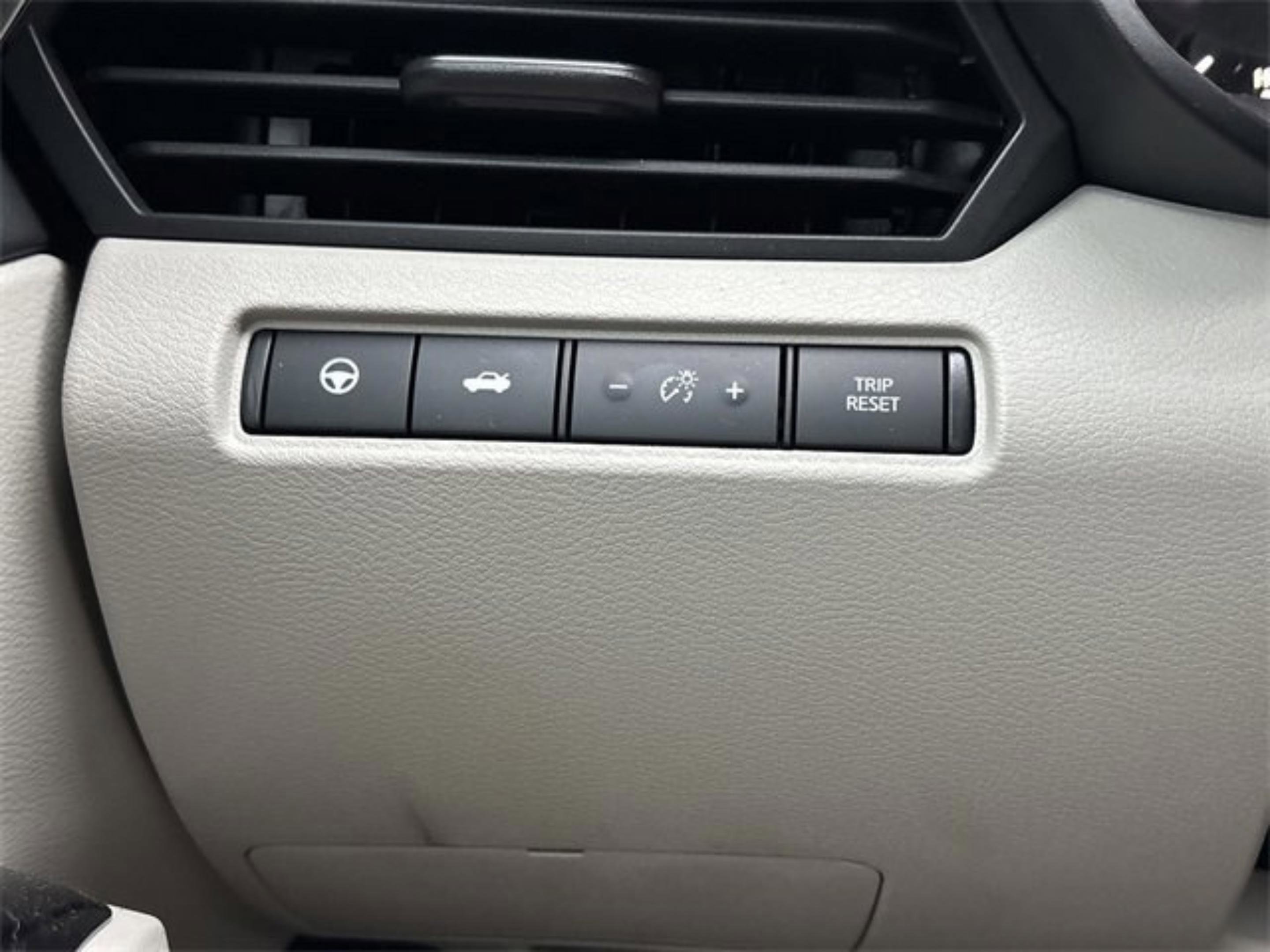 Used 2024 Nissan Altima 2.5 SL image 13