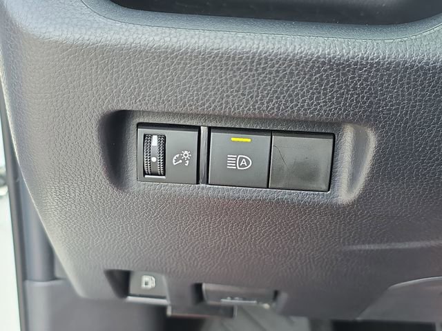 Used 2025 Toyota RAV4 LE image 25