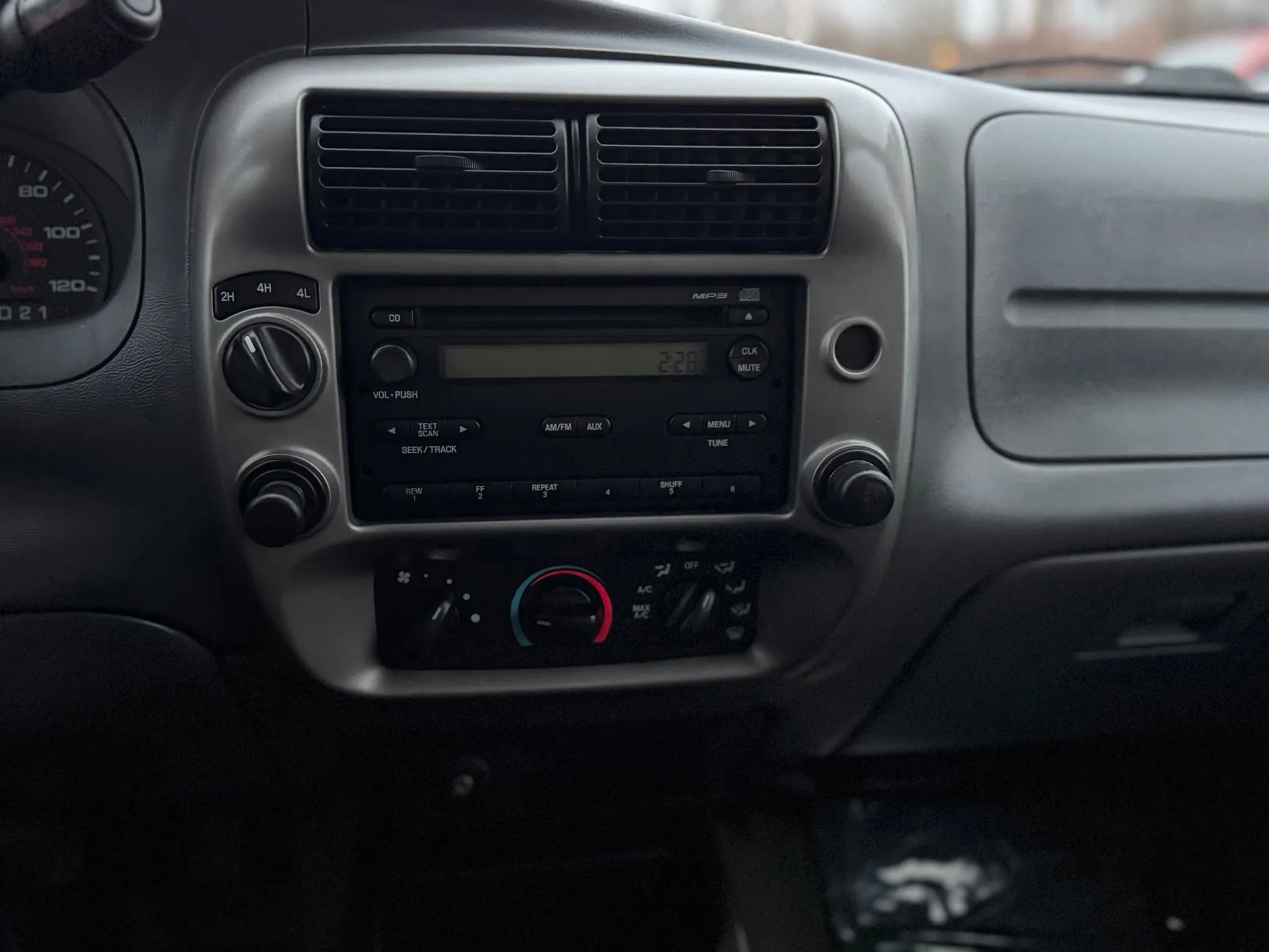 Used 2009 Ford Ranger XLT image 16