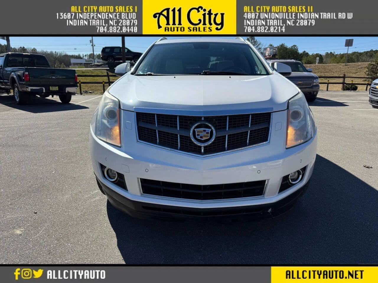 Used 2010 Cadillac SRX Premium image 2