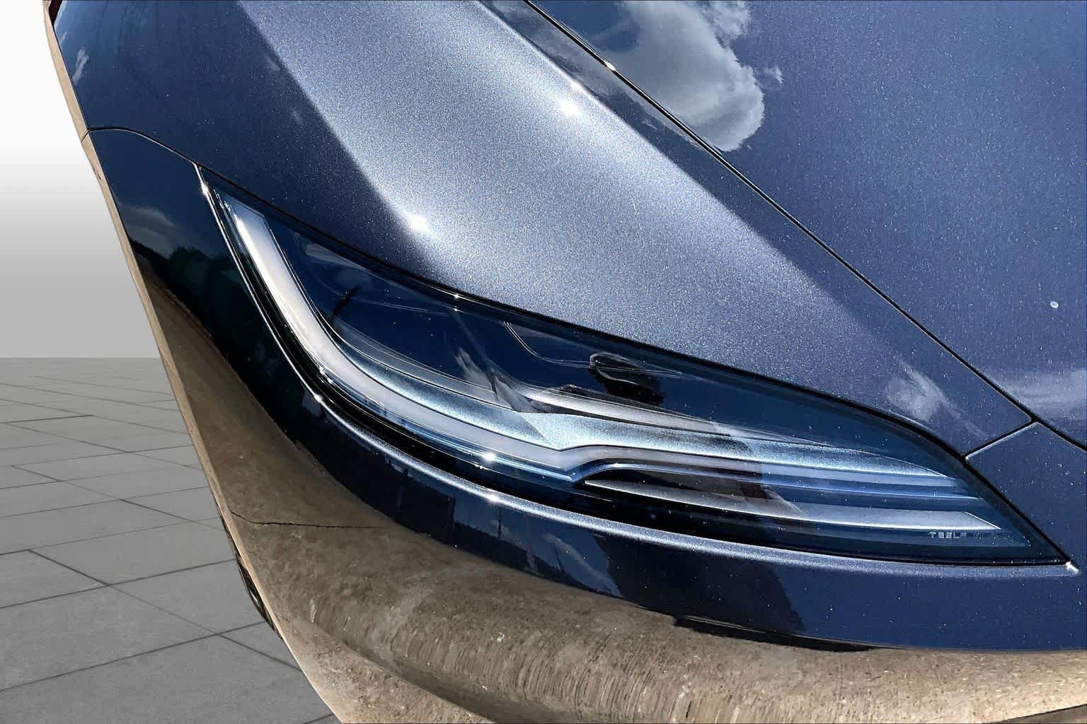 Used 2024 Tesla Model 3 Standard Range RWD image 26