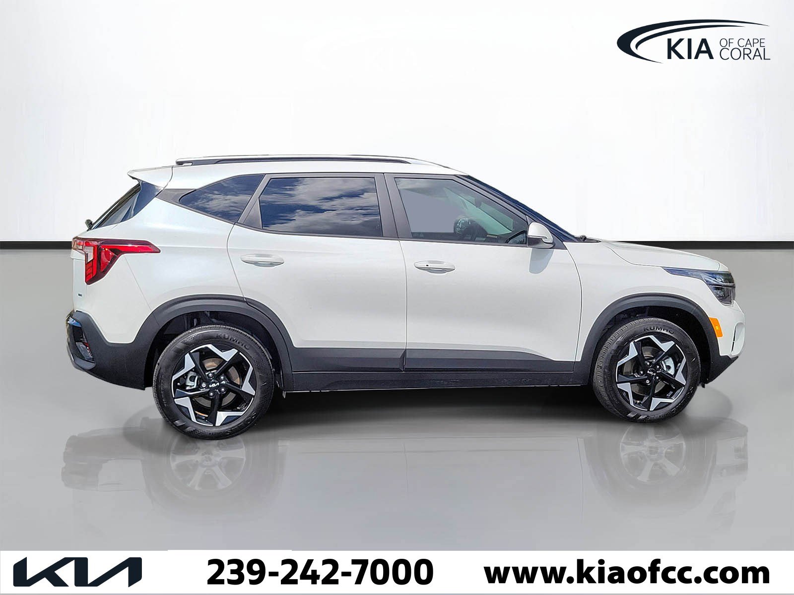 Certified 2025 Kia Seltos S AWD/4WD image 3