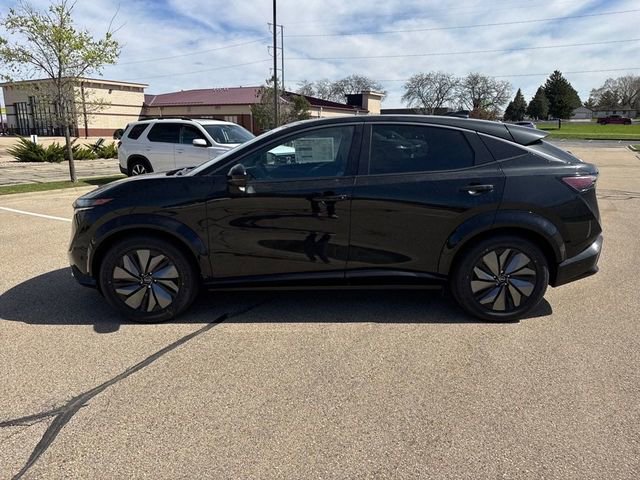 New 2025 Nissan Ariya Platinum image 2