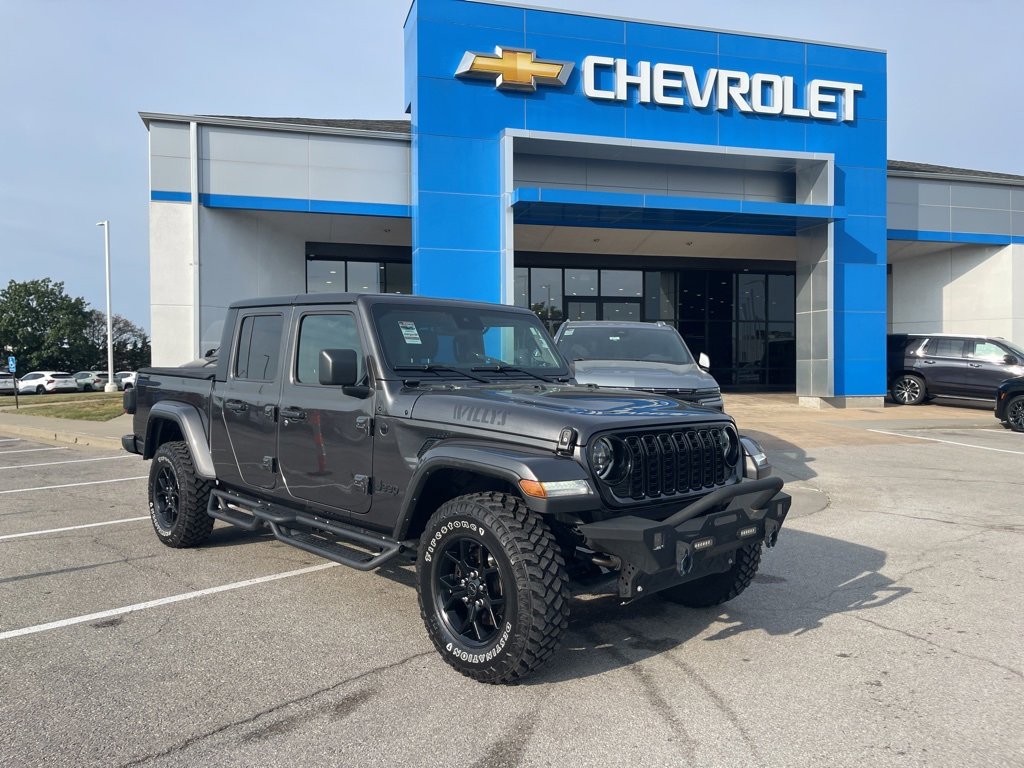 Used 2024 Jeep Gladiator Sport