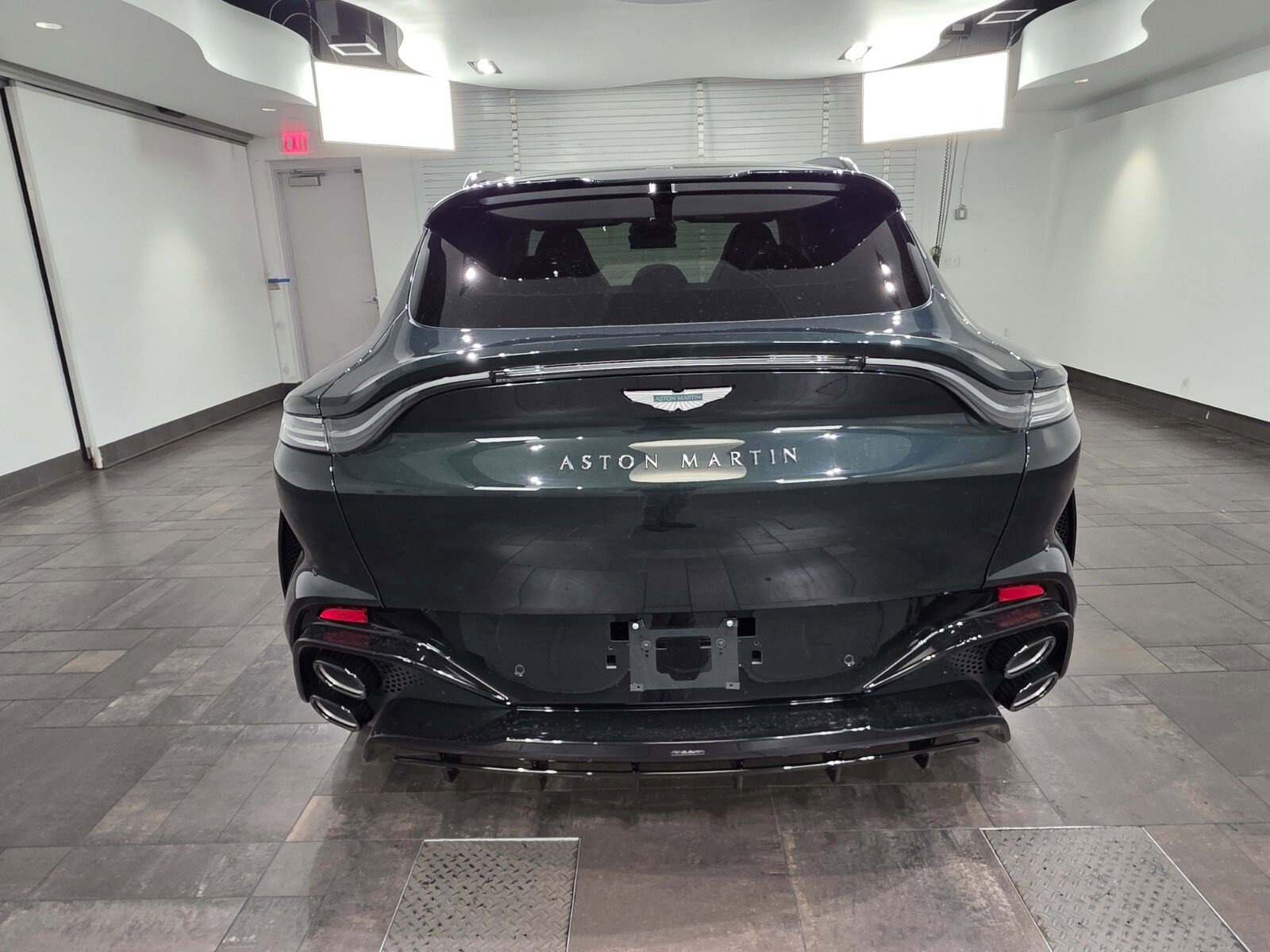 New 2026 Aston Martin DBX S image 30