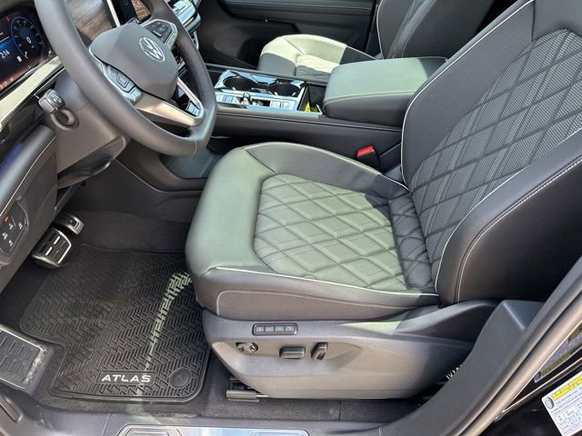New 2025 Volkswagen Atlas SEL Premium R-Line image 11