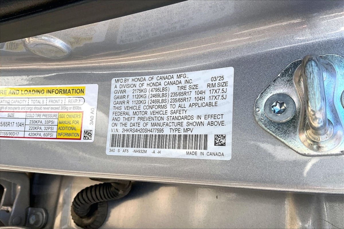 Used 2025 Honda CR-V LX image 3