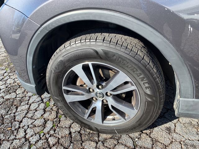 Used 2017 Toyota RAV4 XLE image 38