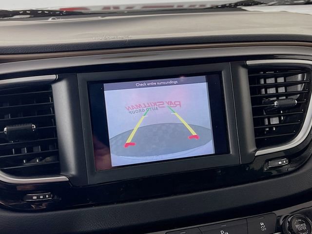 Used 2018 Chrysler Pacifica Touring Plus w/ Tire & Wheel Group image 18