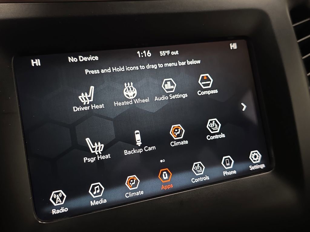 Used 2019 Jeep Cherokee Latitude Plus w/ Comfort/Convenience Group AWD/4WD image 22