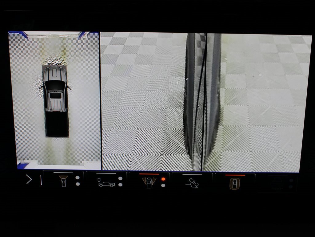 Used 2024 GMC Sierra 2500 Denali Ultimate w/ Max Trailering Package image 19