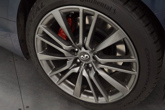Used 2017 INFINITI Q60 Red Sport 400 image 9
