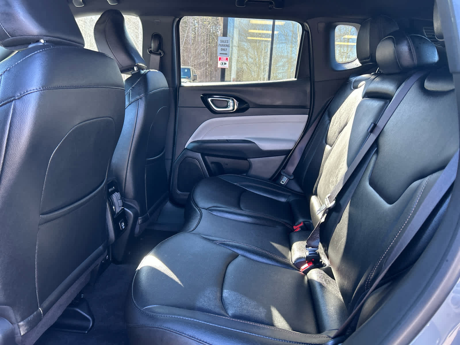 Used 2024 Jeep Compass Limited image 52