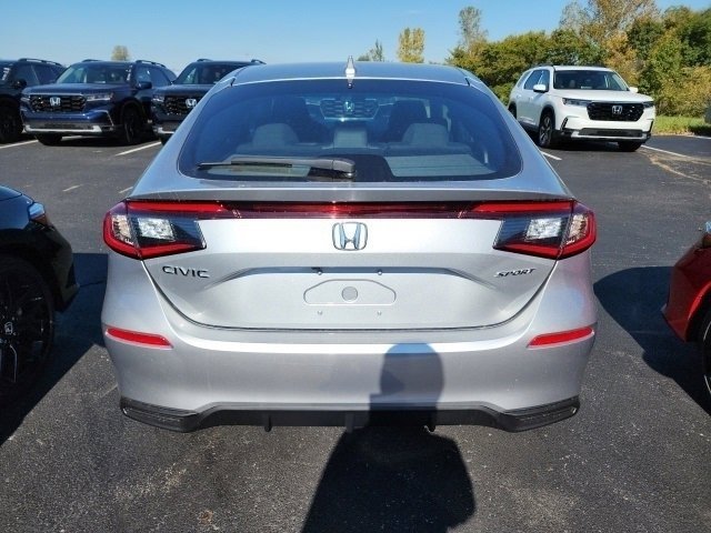 Used 2025 Honda Civic Sport image 6