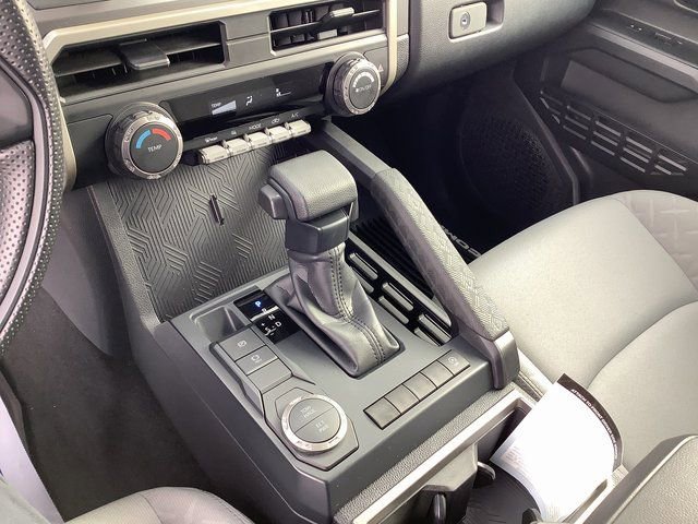Used 2025 Toyota Tacoma SR5 image 18