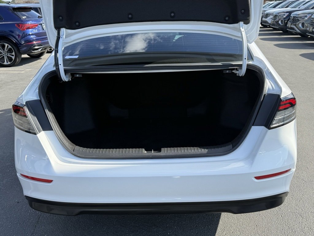 Used 2023 Honda Accord Sport image 9