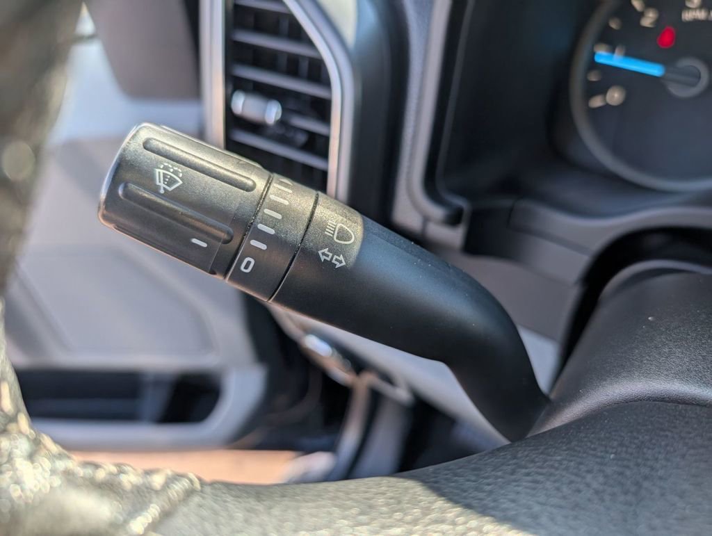 Used 2018 Ford F150 XLT w/ Equipment Group 302A Luxury image 31