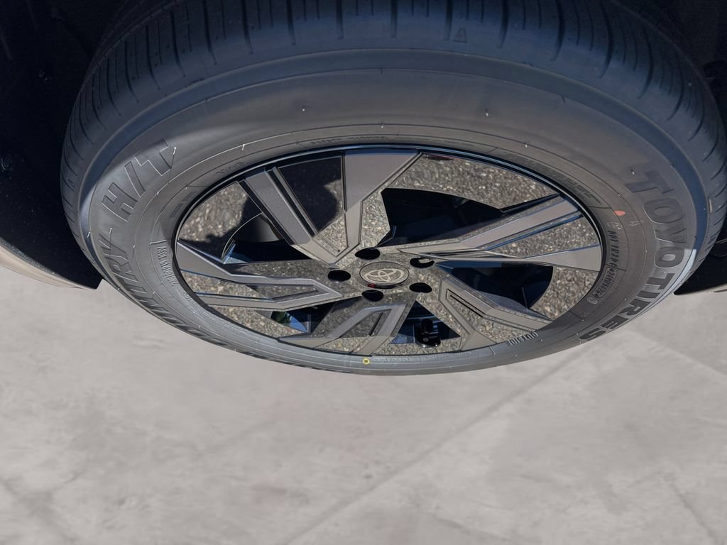 New 2026 Toyota C-HR AWD/4WD image 14