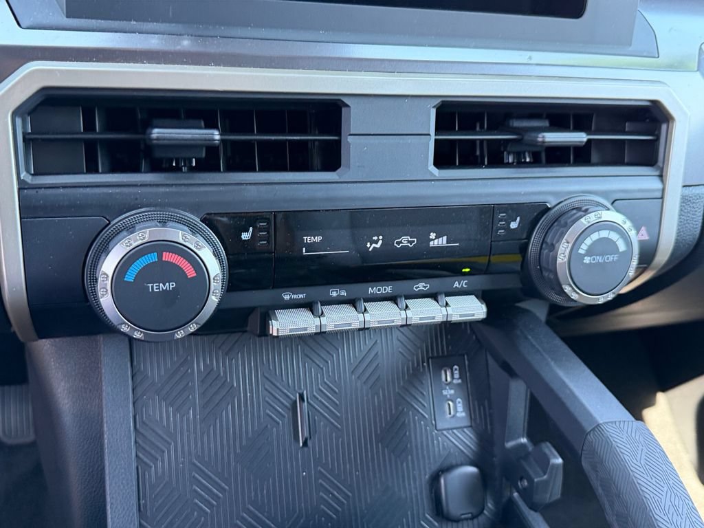 Used 2026 Toyota Tacoma SR5 AWD/4WD image 22
