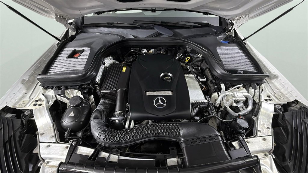 Used 2017 Mercedes-Benz GLC 300 4MATIC image 37