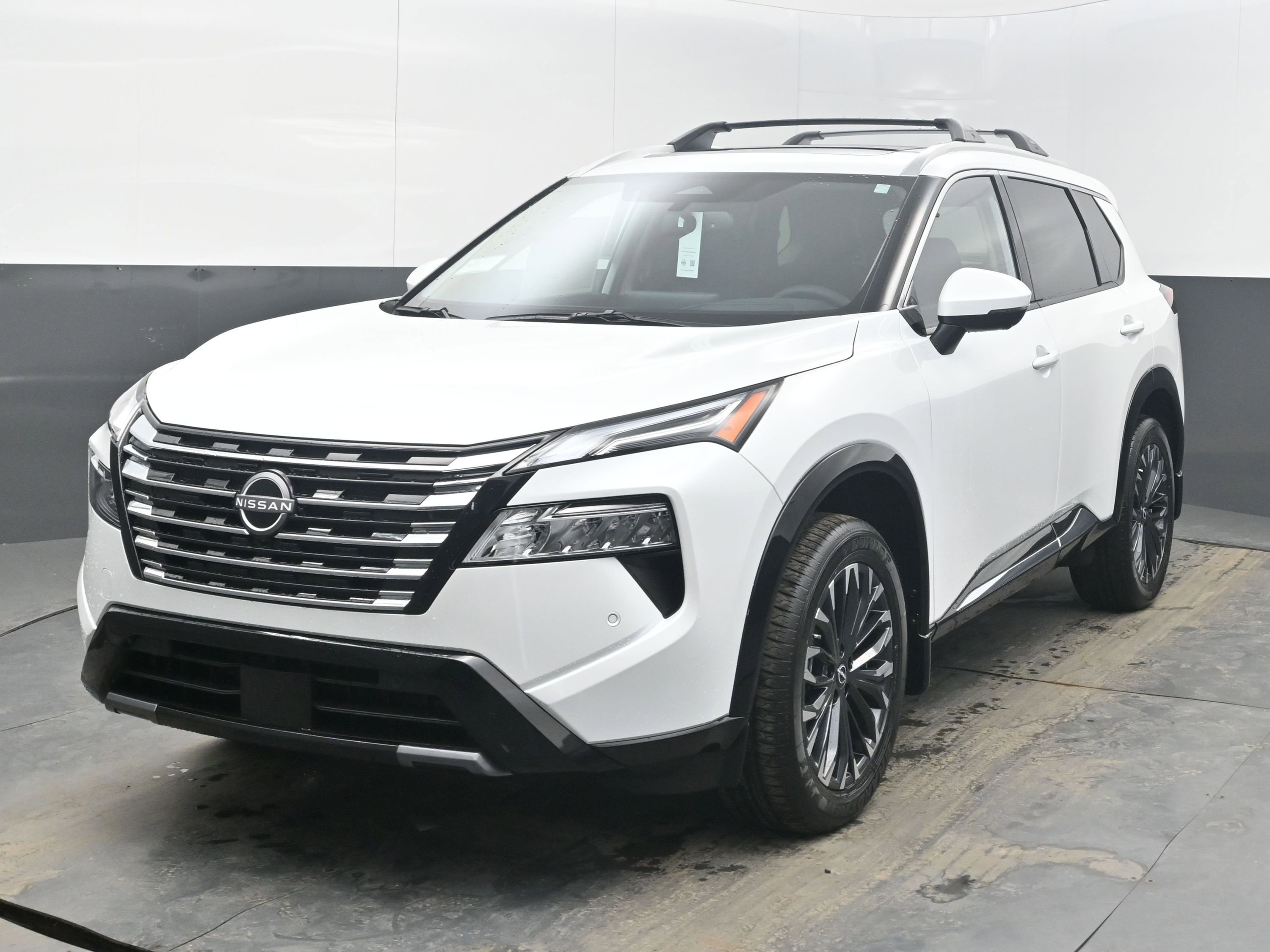 New 2026 Nissan Rogue Platinum w/ Platinum Premium Package image 3