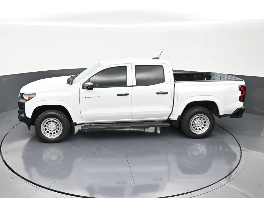 Used 2024 Chevrolet Colorado W/T w/ WT Convenience Package RWD image 13