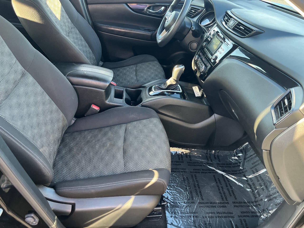 Used 2017 Nissan Rogue Sport SV AWD/4WD image 24