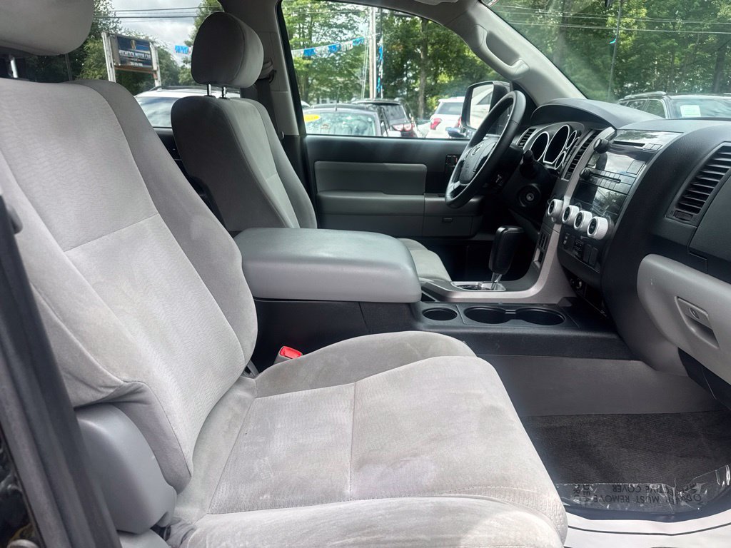 Used 2012 Toyota Sequoia SR5 AWD/4WD image 44