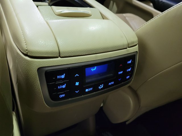 Used 2015 Toyota Highlander Limited image 56