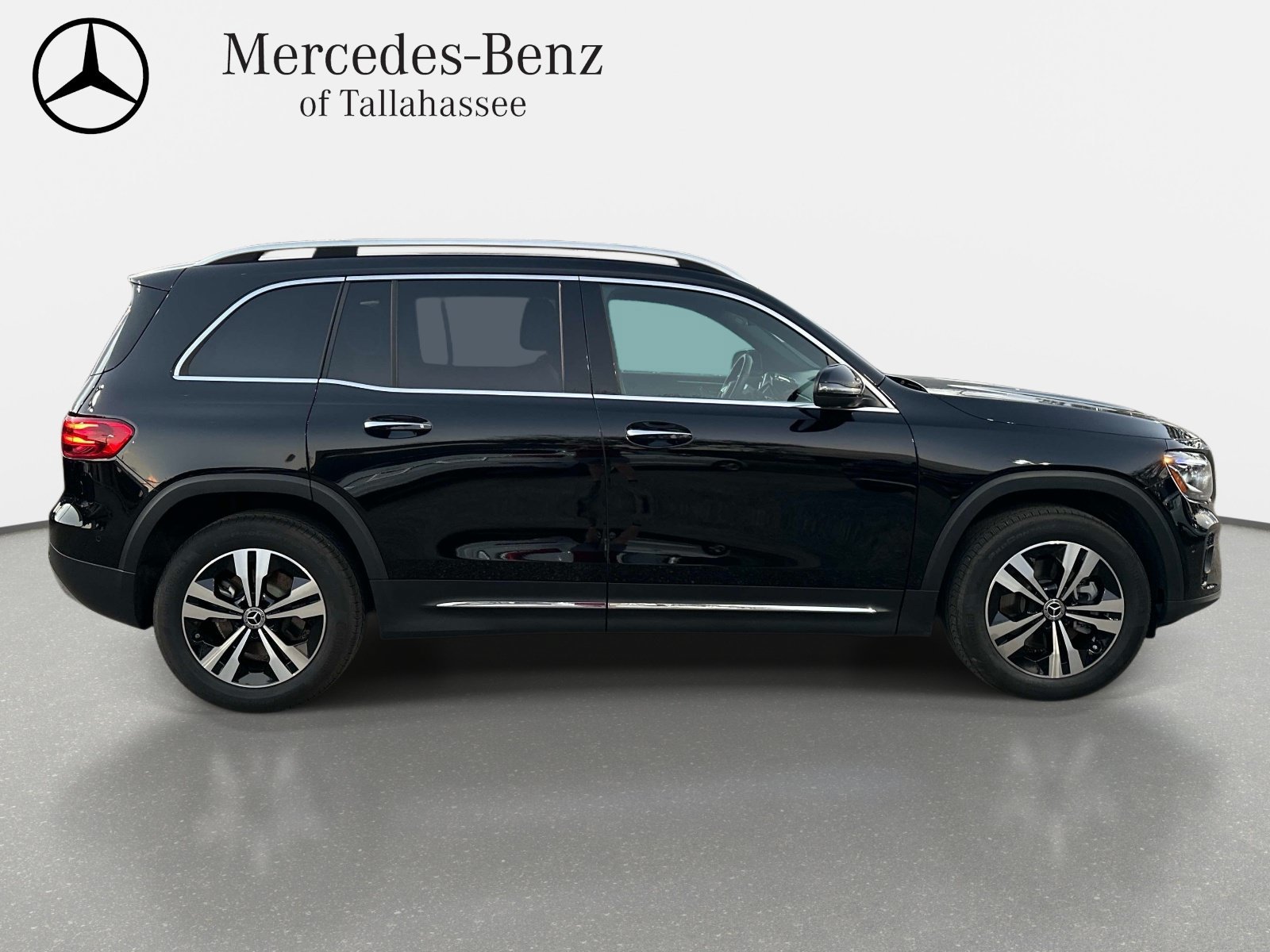Used 2025 Mercedes-Benz GLB 250 image 6
