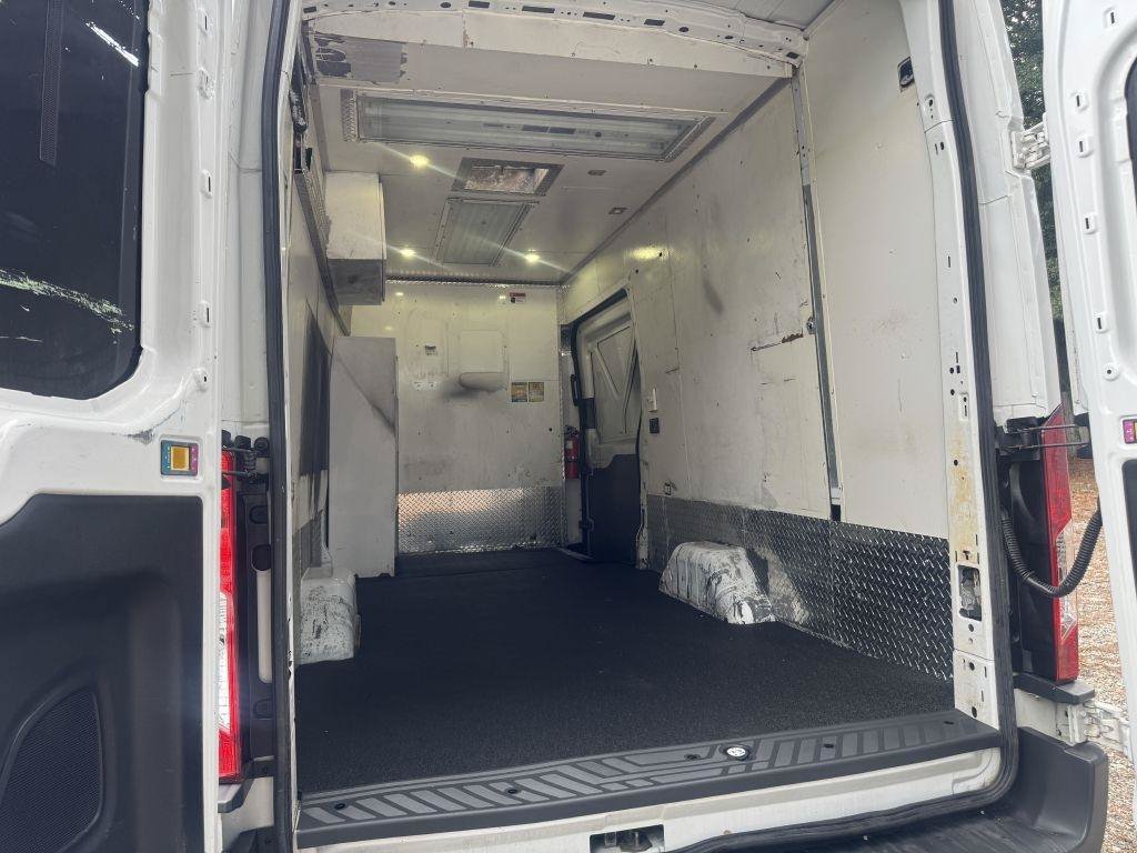 Used 2018 Ford Transit 250 148 High Roof Extended RWD image 13