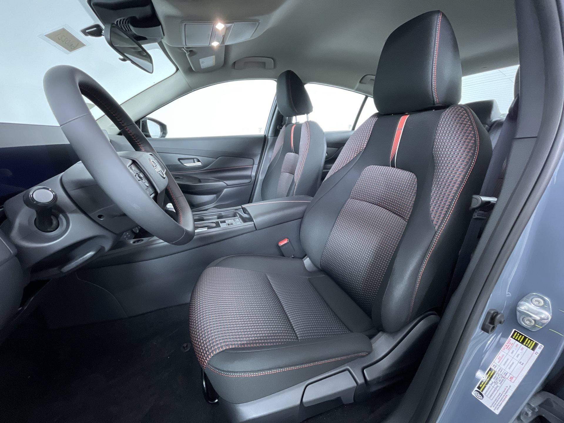 New 2026 Nissan Sentra SR w/ Floor Mat Package FWD image 15