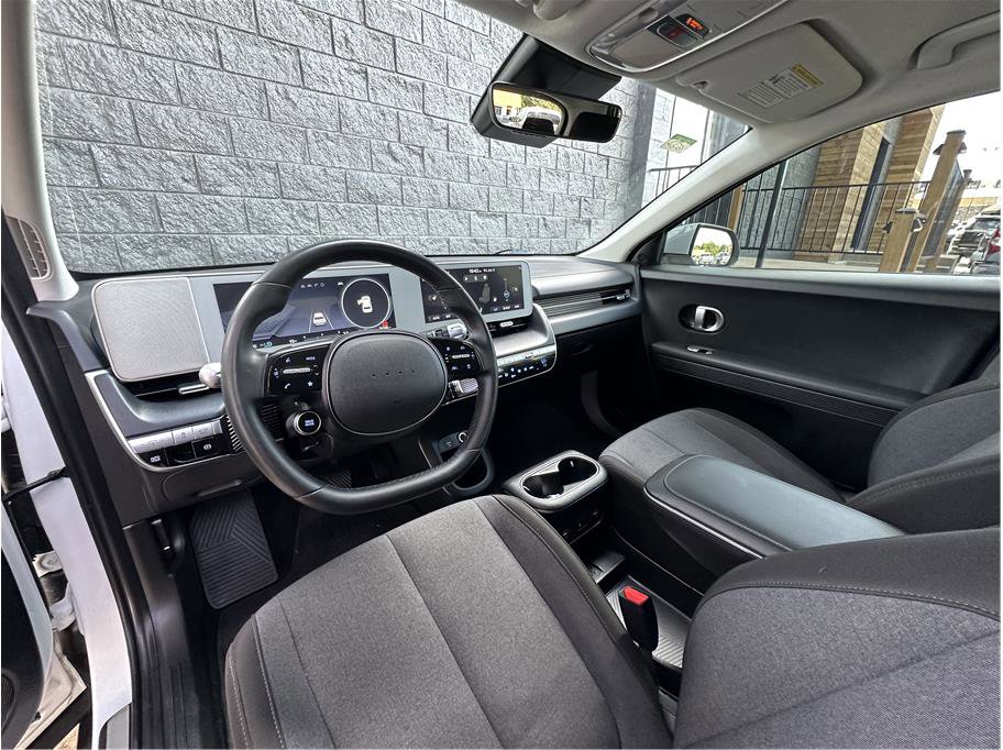 Used 2024 Hyundai Ioniq 5 SEL AWD/4WD image 2