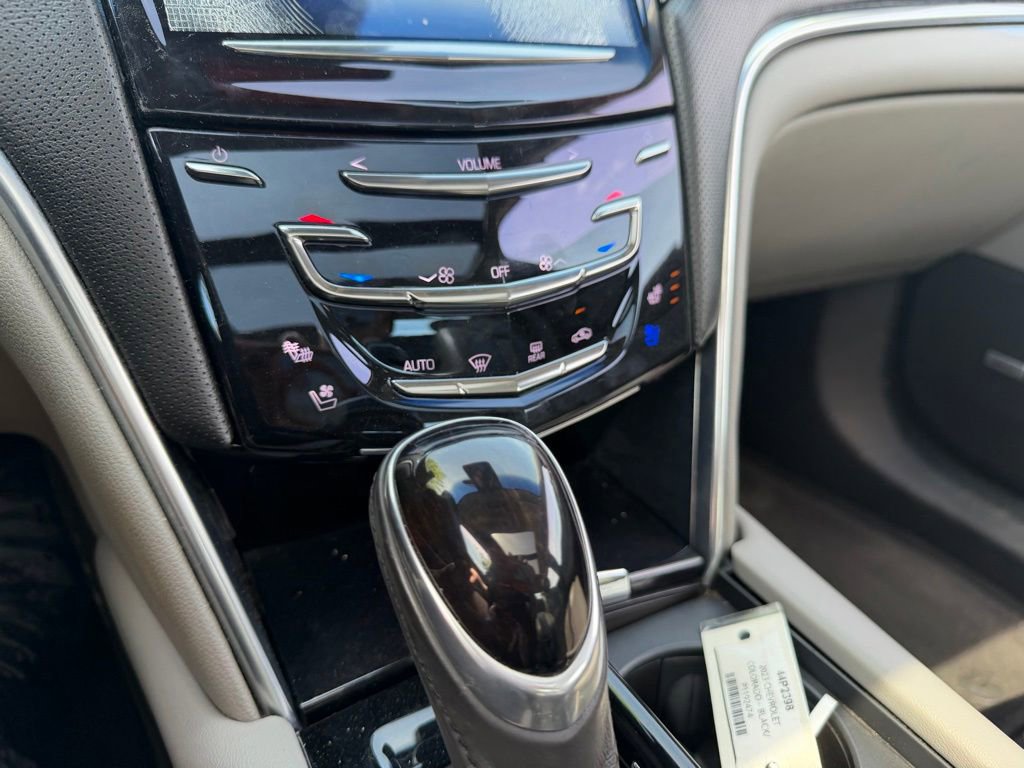 Used 2013 Cadillac XTS Premium FWD image 15